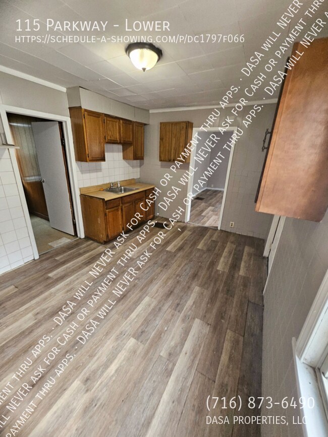 Photo - 115 Parkway-Lower Unit Lower
