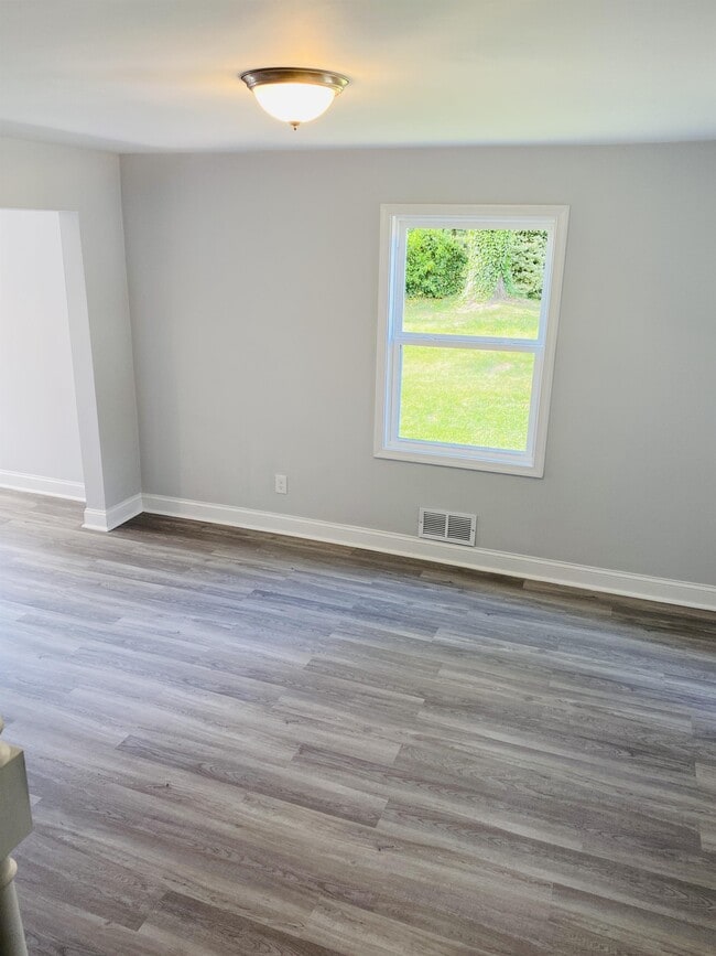 Photo - 945 St Agnes Ln