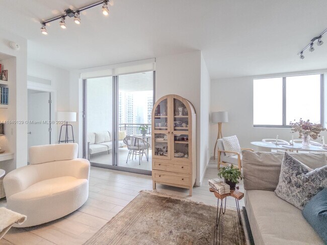 Photo - 999 SW 1st Ave Unit 3204