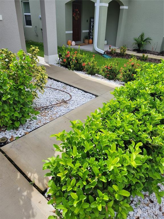 Photo - 2279 Delhi Pl