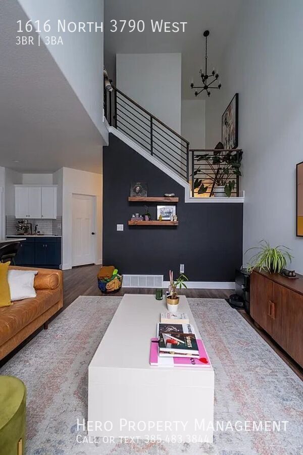 Photo - 1616 N 3790 W