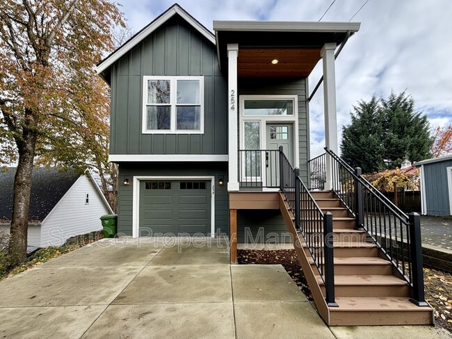 Photo - 254 N 1st St