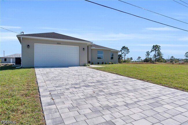 Photo - 526 NW 9th St