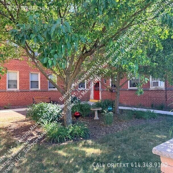 7829 W Becher St Unit 23