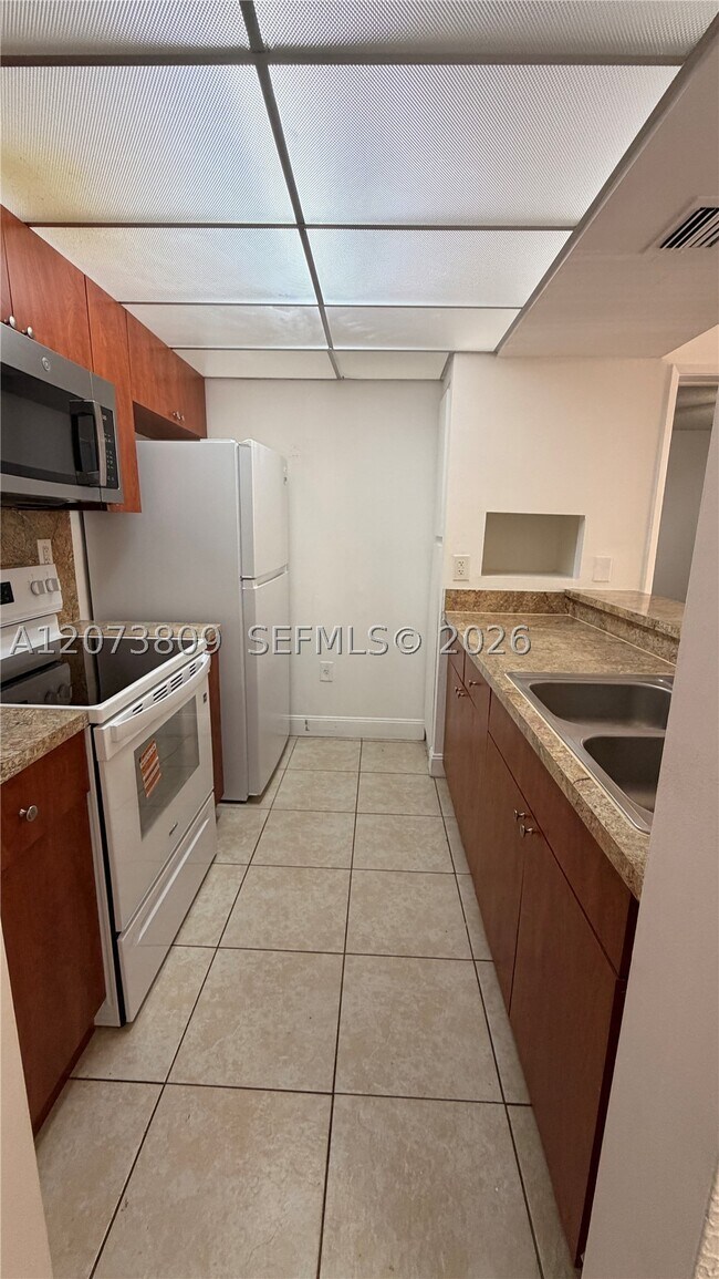 Photo - 7075 NW 186th St Unit C208