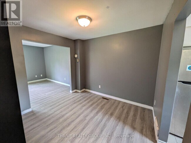 Photo - 29 - 470 SECOND STREET