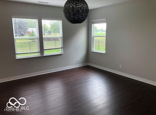16427 Sedalia Dr