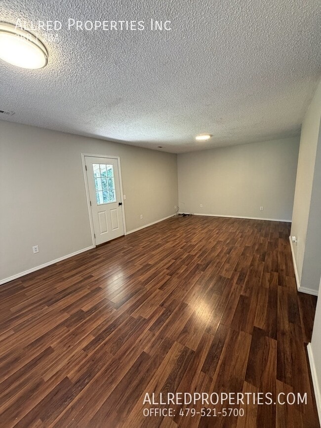 Photo - 2607 Prudue Circle-