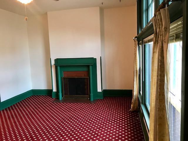 Photo - 815 E Knapp St