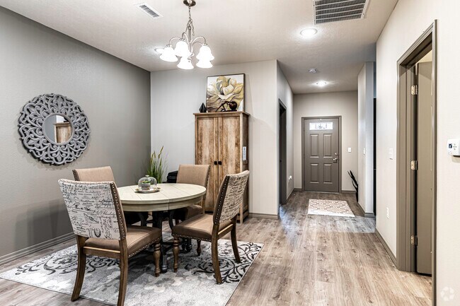 2BR, 2BA - 1395SF