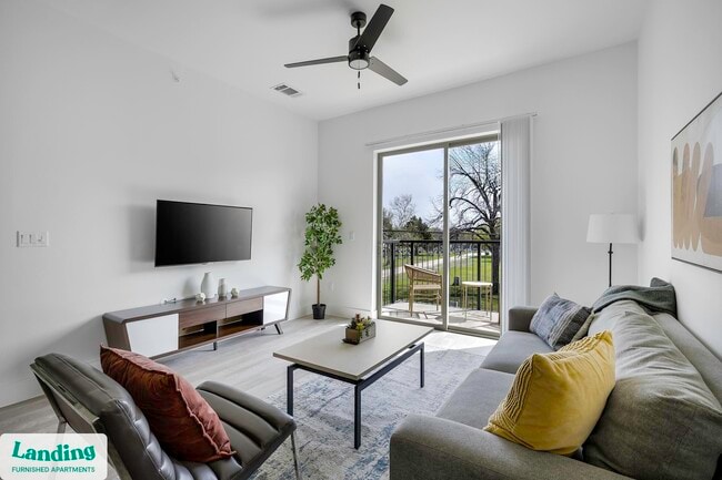 Photo - 650 E Sycamore St Unidad 3205.1408304