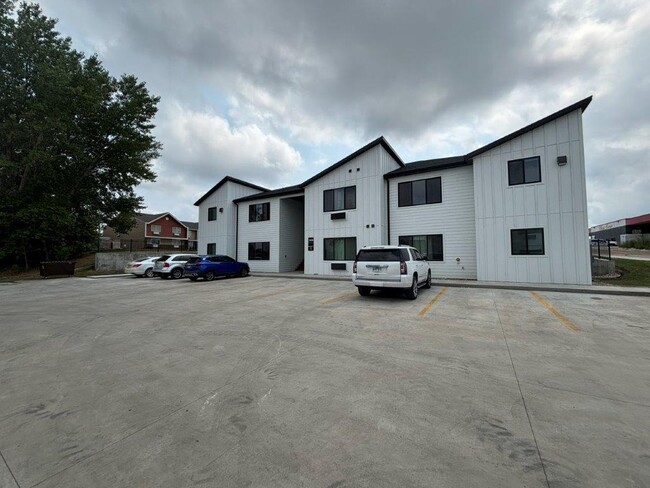Building Photo - Washington Flats