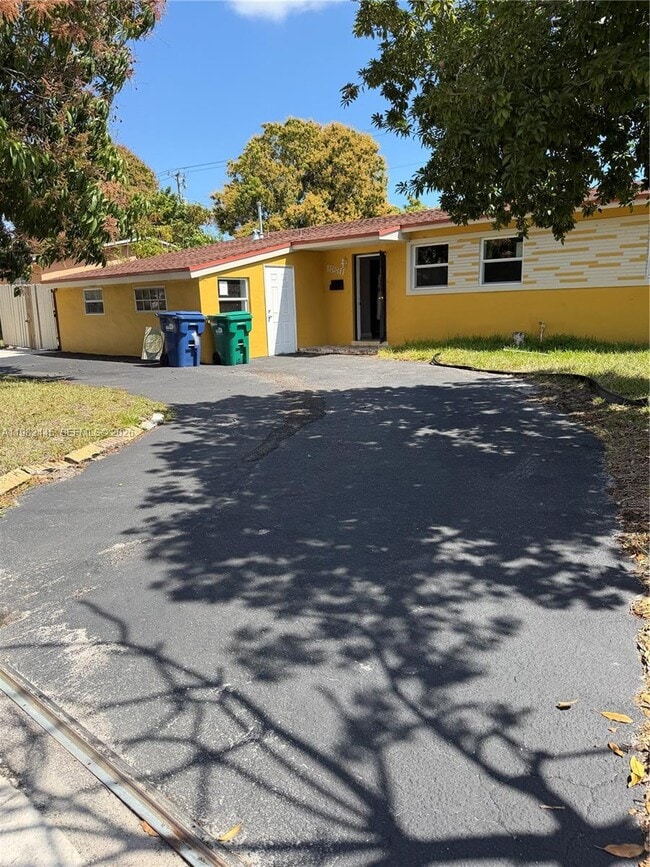 Photo - 18811 NW 24th Ave