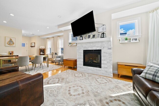 Photo - 11 Mason St Unit 2