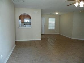 Photo - 204 W Worsham St