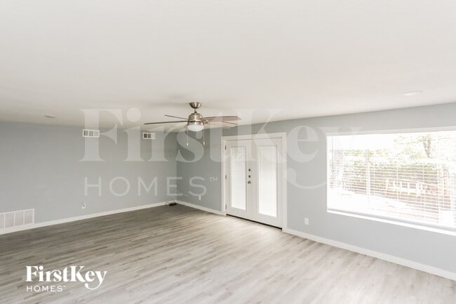 Photo - 3208 Kiest Hill Dr