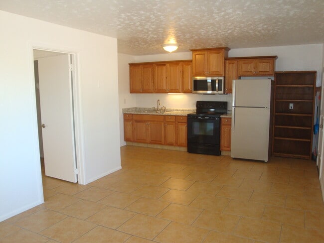 Photo - 510 N Ironwood Dr Unit #1