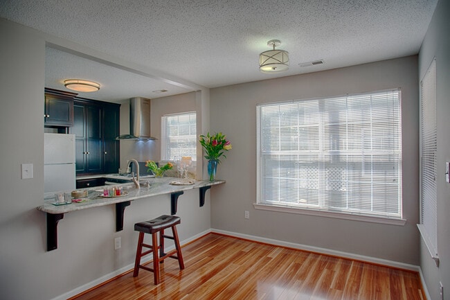 Photo - DAYBREAK CONDOS