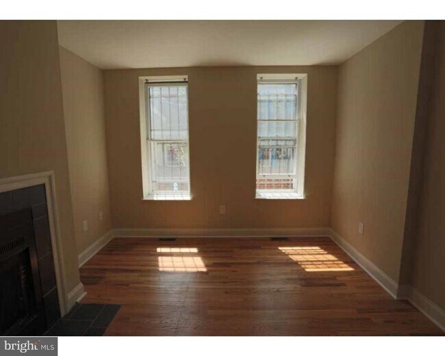 Photo - 1114 Pine St Unit 2R