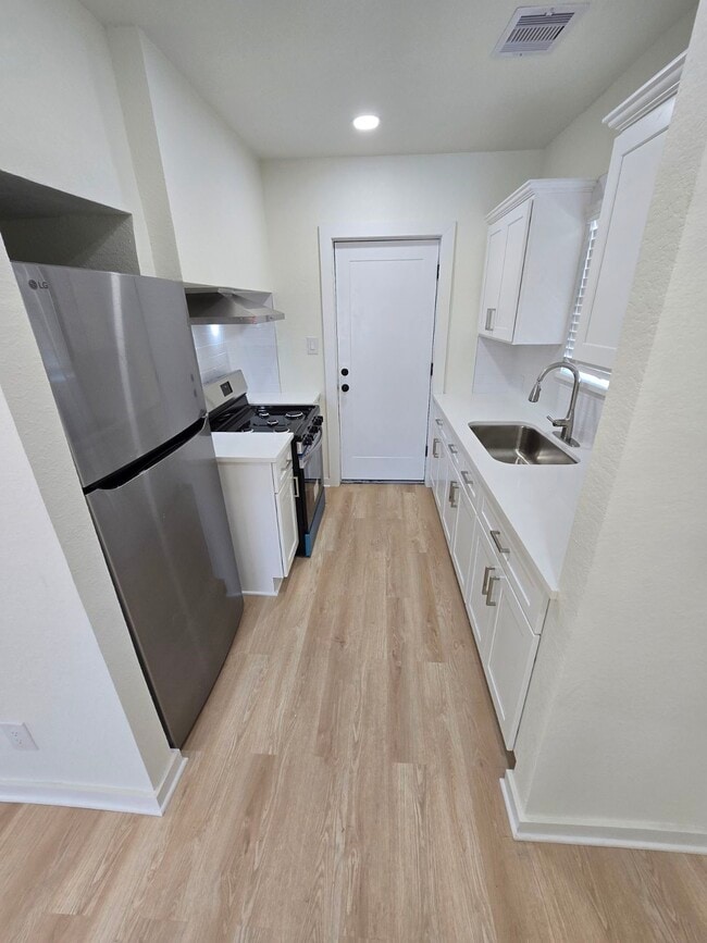 Photo - 6718 Canal St