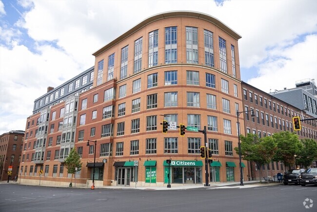 Building Photo - 20 Second St Unit 423 Rental