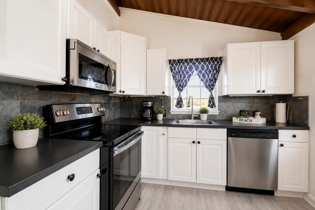 Photo - 7120 E Hunter Dr