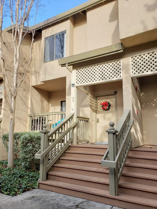 Building Photo - 1911 Magdalena Cir Rental