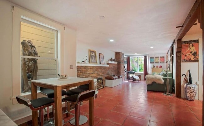 Photo - 1471 McAllister St