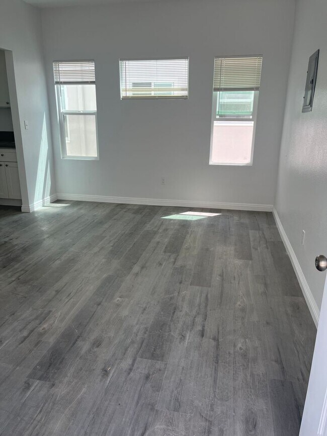 626 East 5th Street LLC