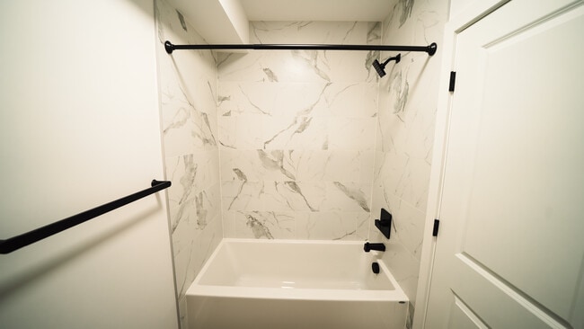 Bathroom with Tub/Shower