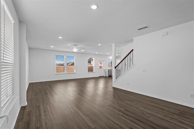 Photo - 606 Agarita Way