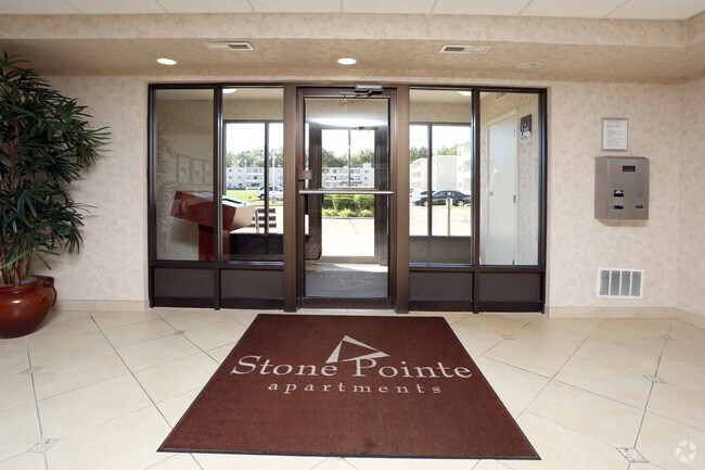 Stone Pointe Apartments