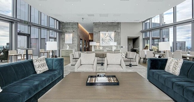 Photo - Newly Remodeled 1Bed/1 Bath Downtown Condo with Rooftop Deck & Luxury Amenities! Unit 502