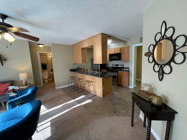 Fox Lake Apartment Homes For Rent in Knoxville, TN | ForRent.com