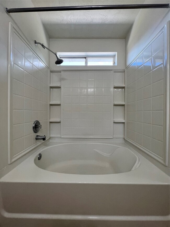 Photo - 710 Cape Cottage Ln