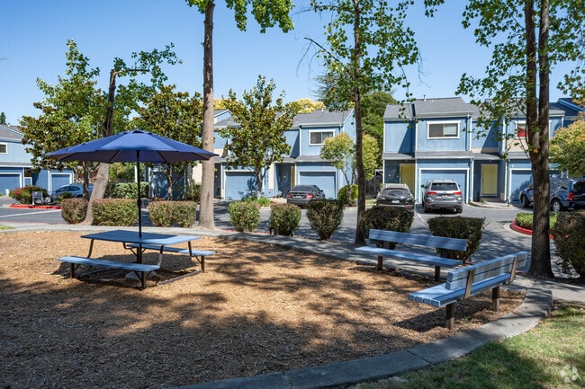 Walkham Townhomes
