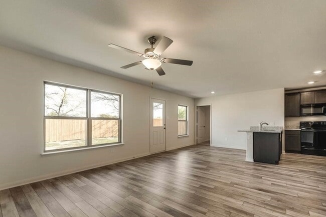 Photo - 3017 Chico Dr