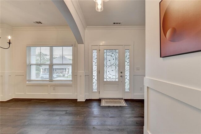 Photo - 45 Sudderth St