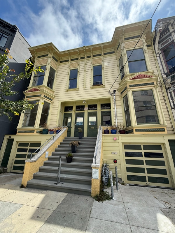 Building Photo - 113 Bartlett St Rental