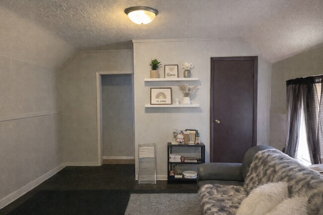 Photo - 743 7th St NW Unit 2