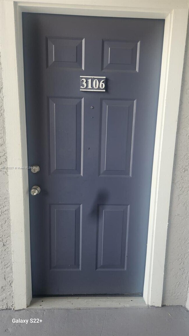 Building Photo - 15040 SW 103rd Ln Unit 3106