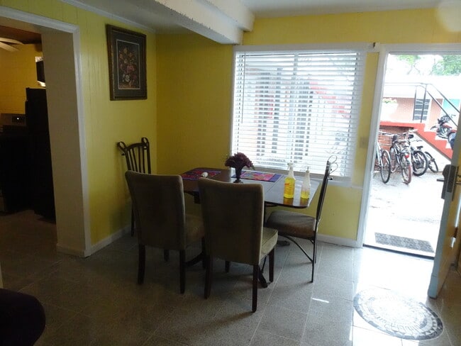 E & E Motel Furnished with Utilities Included