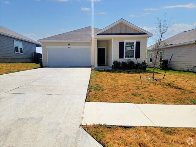 Building Photo - 14413 Shooter McGavin Dr Rental