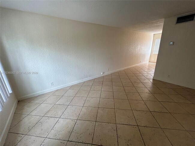 Photo - 4815 NW 9th Dr