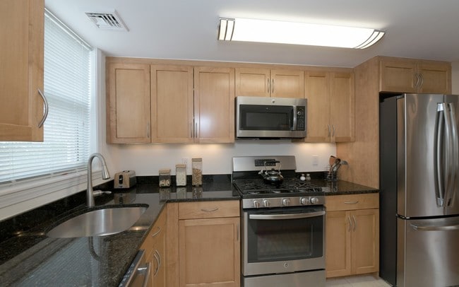 42 Sherman Rd Unit S-042