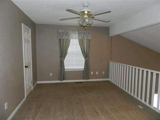 Photo - 3404 Daylily Ln