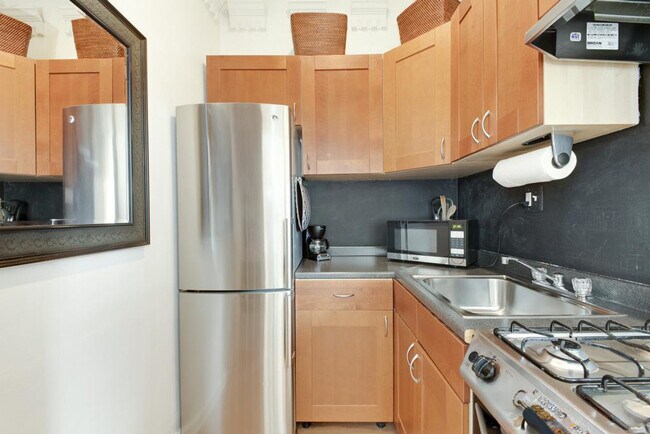 Photo - 1821 19th St NW Unidad ID429P