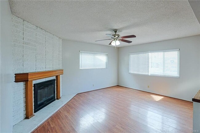 Photo - 695 N Milford Rd