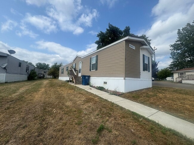 Photo - 109 Claremont St