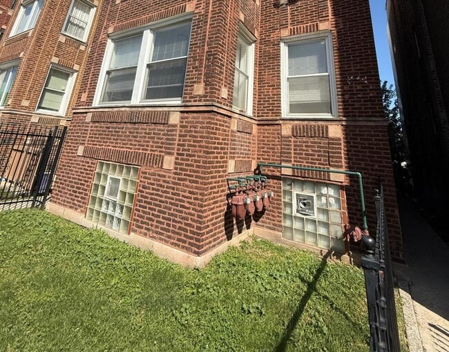 Photo - 3332 W Polk St Unidad 1